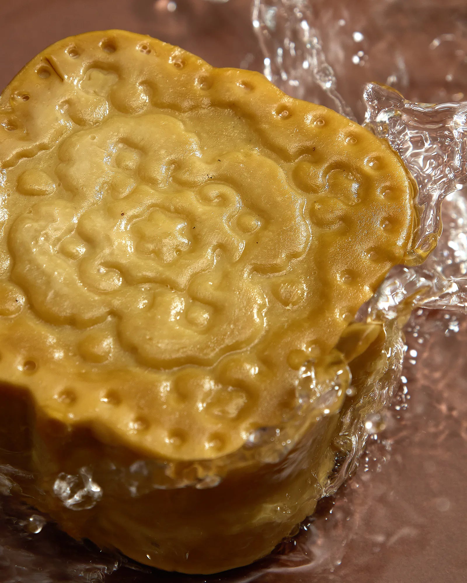 Savon d’Alep gravé, parfumé à la Rose - 100g